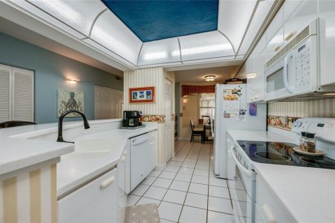 Condo in Ponce Inlet, Florida, 2 bedrooms  № 1559014 - photo 8