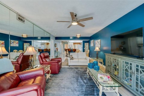 Condo in Ponce Inlet, Florida, 2 bedrooms  № 1559014 - photo 14