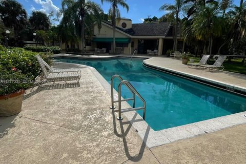 Condo in Sunrise, Florida, 1 bedroom  № 2059805 - photo 26