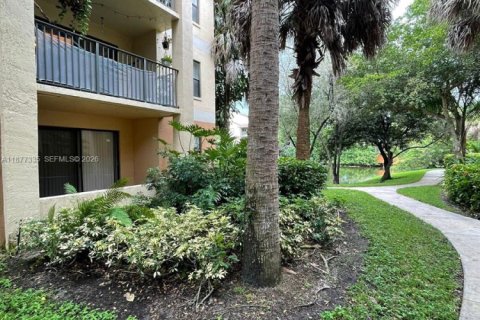 Condo in Sunrise, Florida, 1 bedroom  № 2059805 - photo 15