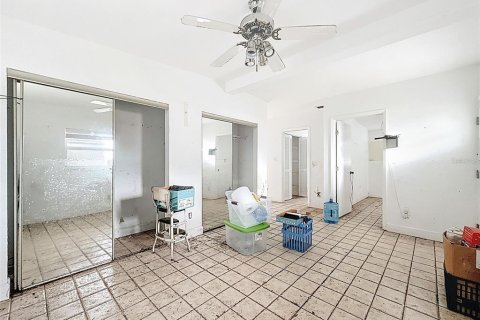 House in Madeira Beach, Florida 4 bedrooms, 133.41 sq.m. № 1797307 - photo 23