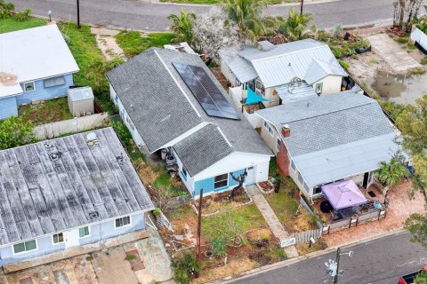 House in Madeira Beach, Florida 4 bedrooms, 133.41 sq.m. № 1797307 - photo 7