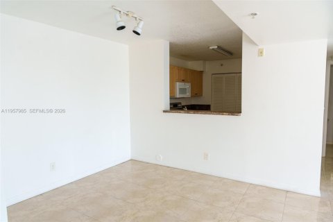 Condo in Dania Beach, Florida, 2 bedrooms  № 2020964 - photo 22