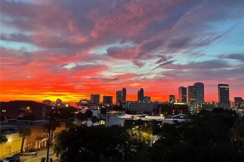 Adosado en alquiler en Tampa, Florida, 3 dormitorios, 194.82 m2 № 1817978 - foto 30