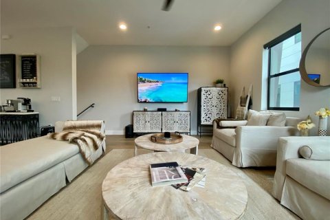 Adosado en alquiler en Tampa, Florida, 3 dormitorios, 194.82 m2 № 1817978 - foto 5