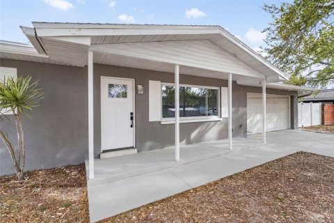 Villa ou maison à louer à Clearwater, Floride: 5 chambres, 178 m2 № 2378000 - photo 2