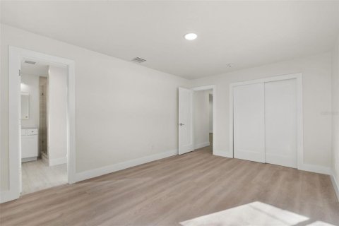 Villa ou maison à louer à Clearwater, Floride: 5 chambres, 178 m2 № 2378000 - photo 14