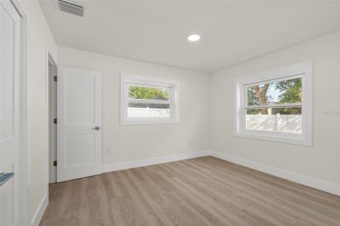Villa ou maison à louer à Clearwater, Floride: 5 chambres, 178 m2 № 2378000 - photo 19