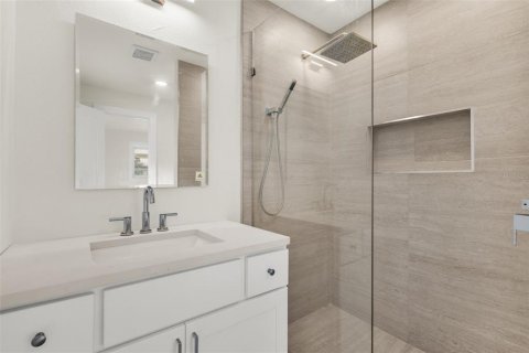 Villa ou maison à louer à Clearwater, Floride: 5 chambres, 178 m2 № 2378000 - photo 16