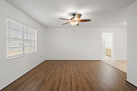 Villa ou maison à vendre à Spring Hill, Floride: 3 chambres, 139.82 m2 № 2239042 - photo 9
