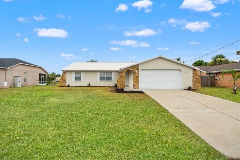 Villa ou maison à vendre à Spring Hill, Floride: 3 chambres, 139.82 m2 № 2239042 - photo 2