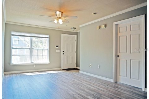 Condominio en alquiler en Sarasota, Florida, 2 dormitorios, 98.66 m2 № 1807425 - foto 2