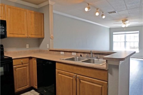 Condominio en alquiler en Sarasota, Florida, 2 dormitorios, 98.66 m2 № 1807425 - foto 4