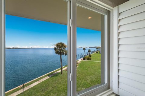 Condominio en venta en Sarasota, Florida, 2 dormitorios, 75.81 m2 № 2208714 - foto 14