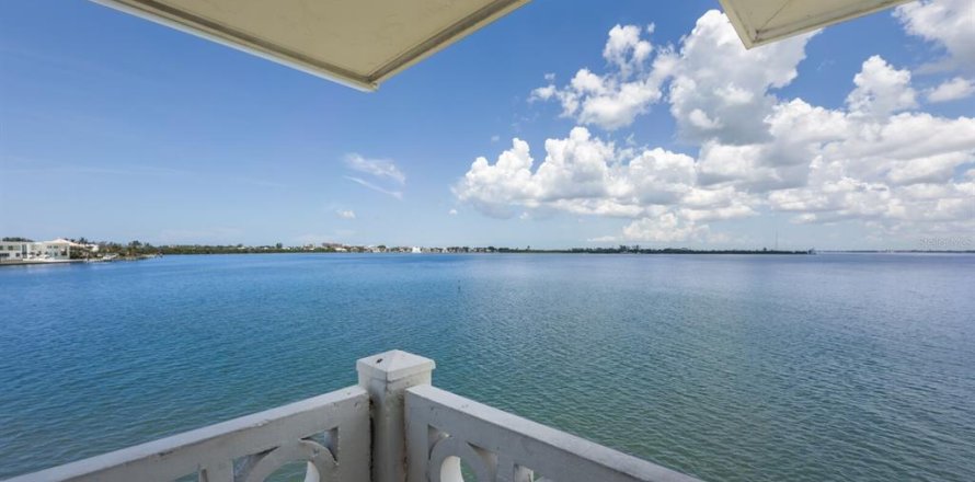 Condominio en Sarasota, Florida, 2 dormitorios № 2208714