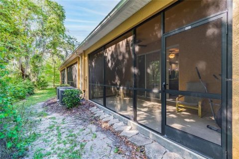 Townhouse in Tampa, Florida 3 bedrooms, 144 sq.m. № 2394004 - photo 20