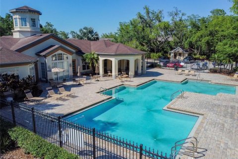 Townhouse in Tampa, Florida 3 bedrooms, 144 sq.m. № 2394004 - photo 28