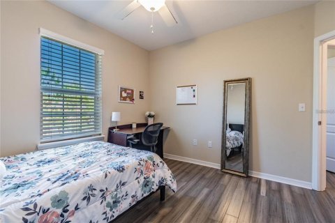 Townhouse in Tampa, Florida 3 bedrooms, 144 sq.m. № 2394004 - photo 17