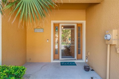 Townhouse in Tampa, Florida 3 bedrooms, 144 sq.m. № 2394004 - photo 2