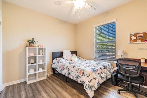 Townhouse in Tampa, Florida 3 bedrooms, 144 sq.m. № 2394004 - photo 18