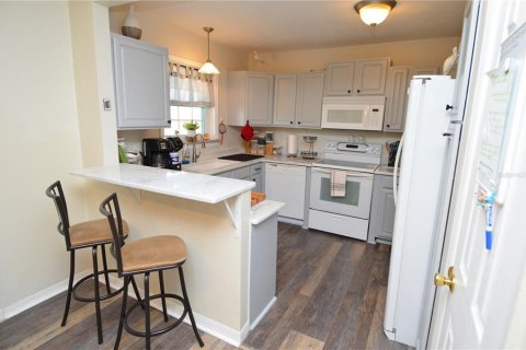Copropriété à louer à Saint Petersburg, Floride: 2 chambres, 94.57 m2 № 2195579 - photo 9