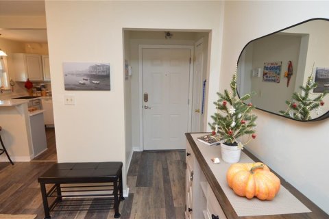 Copropriété à louer à Saint Petersburg, Floride: 2 chambres, 94.57 m2 № 2195579 - photo 3