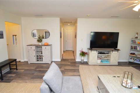 Copropriété à louer à Saint Petersburg, Floride: 2 chambres, 94.57 m2 № 2195579 - photo 21