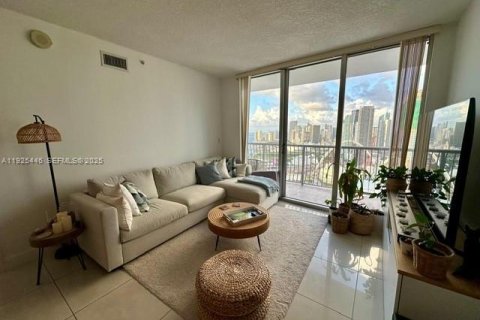Copropriété à louer à Miami, Floride: 1 chambre № 1984002 - photo 17