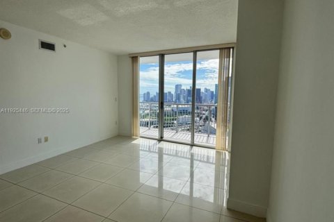 Copropriété à louer à Miami, Floride: 1 chambre № 1984002 - photo 6