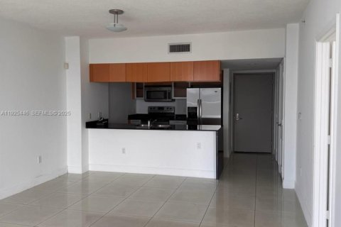 Copropriété à louer à Miami, Floride: 1 chambre № 1984002 - photo 7