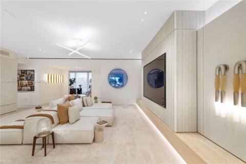 Купить кондоминиум в Серфсайд, Флорида 4 спальни, 430.88м2, № 2017275 - фото 7