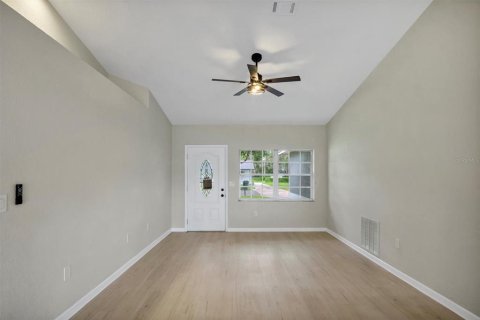 House in Lakeland, Florida 3 bedrooms, 127.09 sq.m. № 1914248 - photo 7