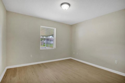 House in Lakeland, Florida 3 bedrooms, 127.09 sq.m. № 1914248 - photo 20