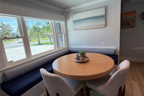 Casa en venta en Saint Pete Beach, Florida, 3 dormitorios, 175.03 m2 № 2102102 - foto 9