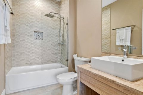 Townhouse in Kissimmee, Florida 4 bedrooms, 218.88 sq.m. № 1510649 - photo 24