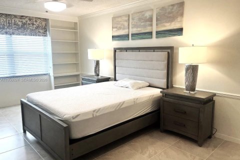 Снять в аренду кондоминиум в Форт-Лодердейл, Флорида 2 спальни, 139.35м2, № 2006533 - фото 12