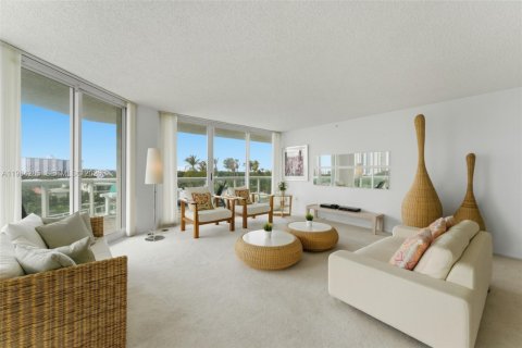 Купить кондоминиум в Санни-Айлс-Бич, Флорида 2 спальни, 163.51м2, № 2046683 - фото 7