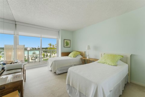 Купить кондоминиум в Санни-Айлс-Бич, Флорида 2 спальни, 163.51м2, № 2046683 - фото 23