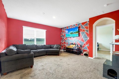 House in Winter Haven, Florida 4 bedrooms, 171.96 sq.m. № 1662375 - photo 15