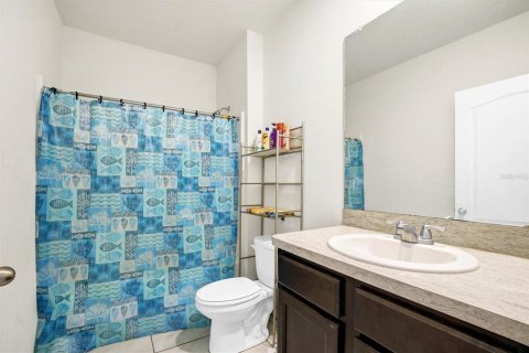 House in Winter Haven, Florida 4 bedrooms, 171.96 sq.m. № 1662375 - photo 25
