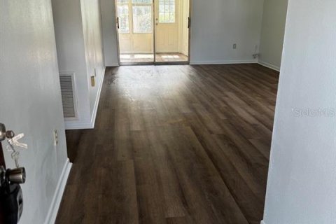 Copropriété à vendre à DeLand, Floride: 2 chambres, 95.41 m2 № 1813527 - photo 8