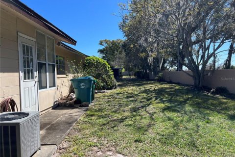 Copropriété à vendre à DeLand, Floride: 2 chambres, 95.41 m2 № 1813527 - photo 16