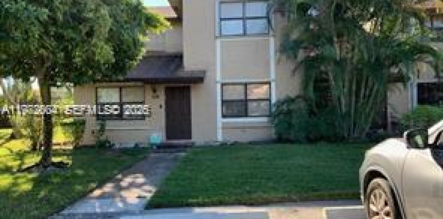 Adosado en Sunrise, Florida 3 dormitorios, 174.28 m2 № 2032925