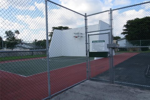 Adosado en venta en Sunrise, Florida, 3 dormitorios, 174.28 m2 № 2032925 - foto 16