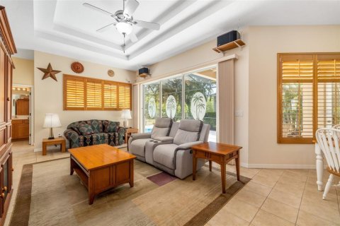 Villa ou maison à vendre à Bradenton, Floride: 4 chambres, 207.17 m2 № 1681912 - photo 15