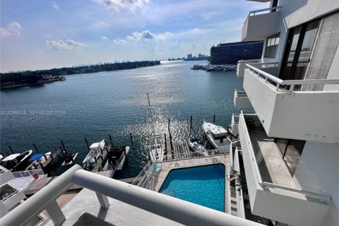 Copropriété à vendre à Miami Beach, Floride: 1 chambre, 81.94 m2 № 2402122 - photo 21