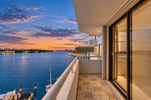 Copropriété à vendre à Miami Beach, Floride: 1 chambre, 81.94 m2 № 2402122 - photo 26