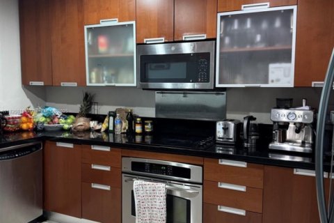 Condo in North Bay Village, Florida, 3 bedrooms  № 1817730 - photo 15