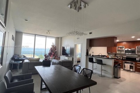 Condo in North Bay Village, Florida, 3 bedrooms  № 1817730 - photo 12