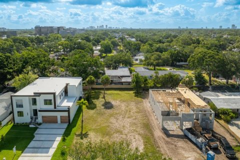 Land in Tampa, Florida № 2095852 - photo 2
